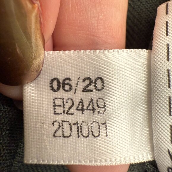 EUC Men's PHILADELPHIA FLYERS Military Appreciation Carter Hart Jersey | Size 44 - Picture 14 of 14